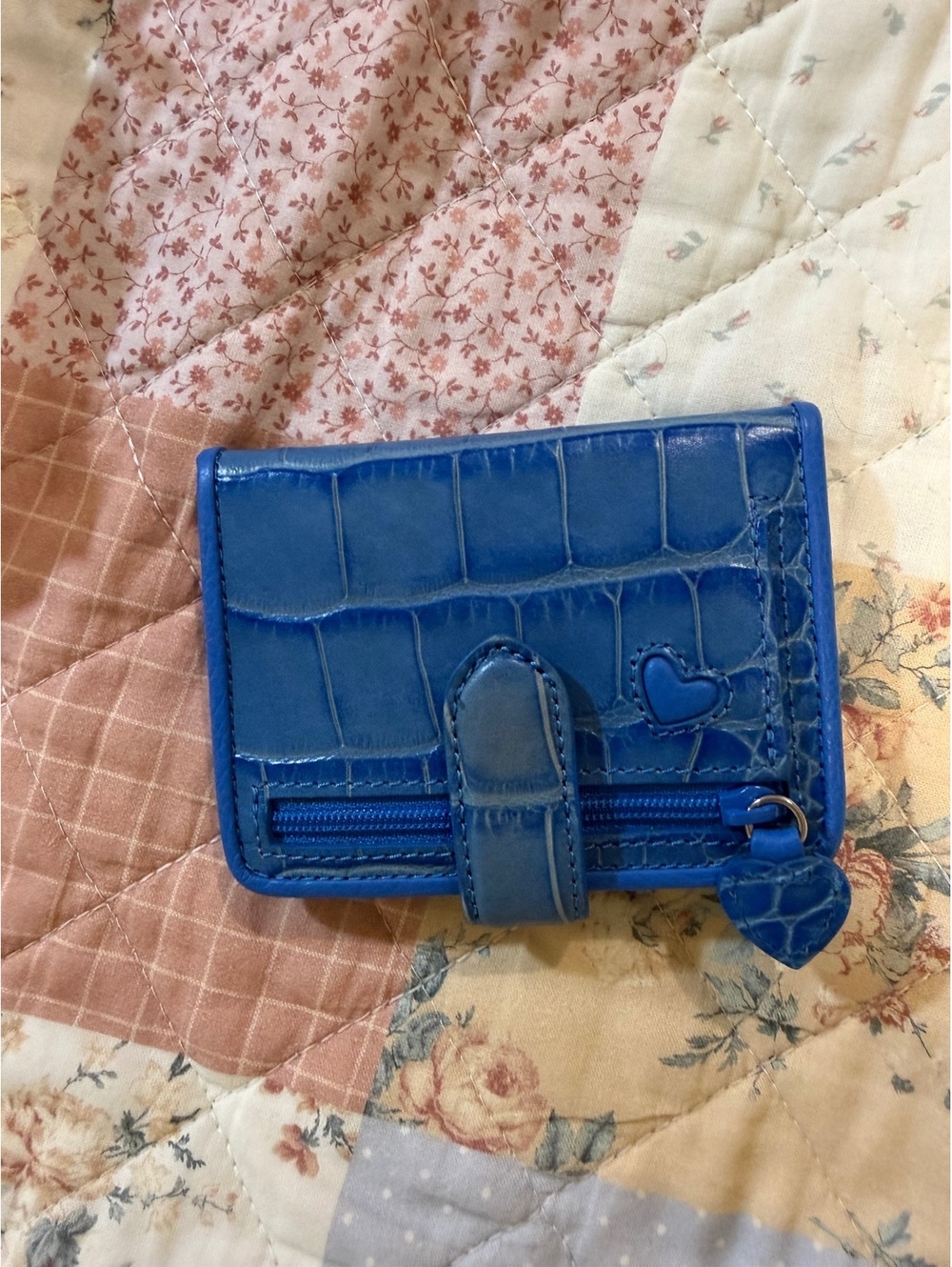 Brighton Blue Leather Wallet with Heart Detail and Matching Drawstring Pouch - Picture 2 of 4